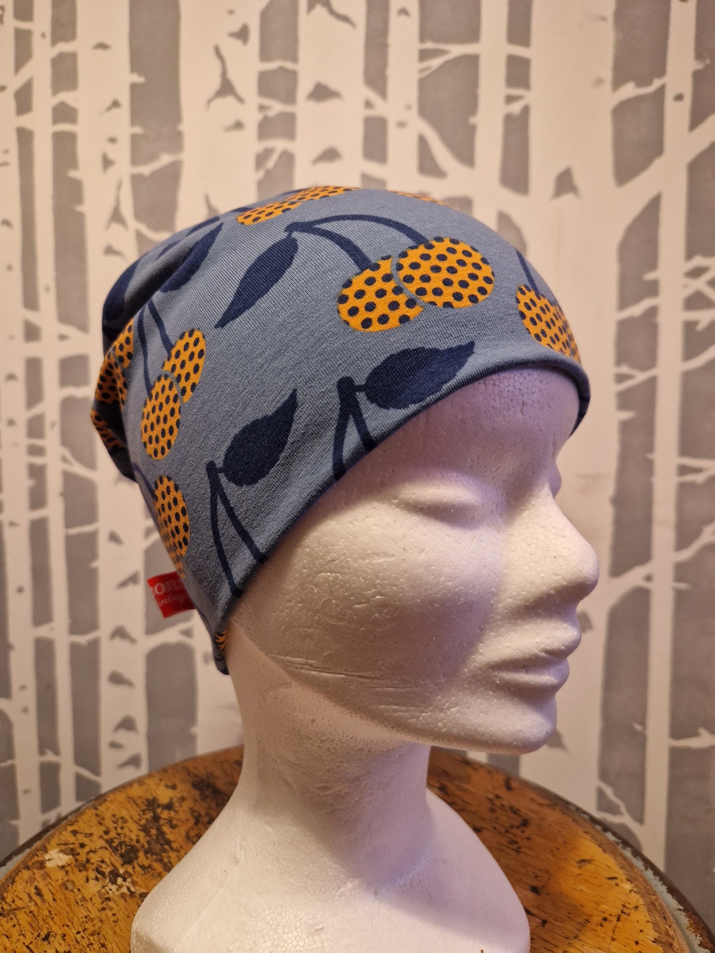 Beanie Bonnet Blue Cherry
