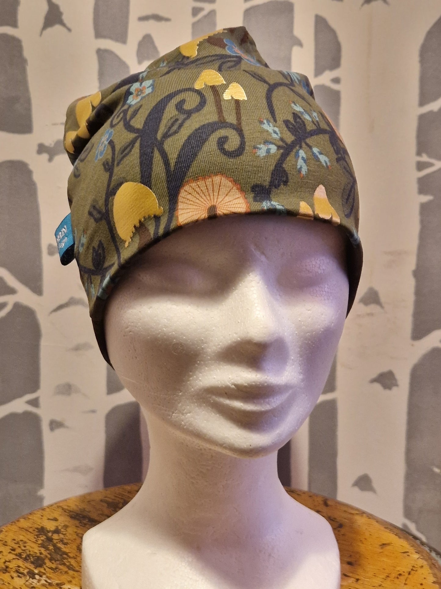 Beanie Bonnet Gold Mushrooms