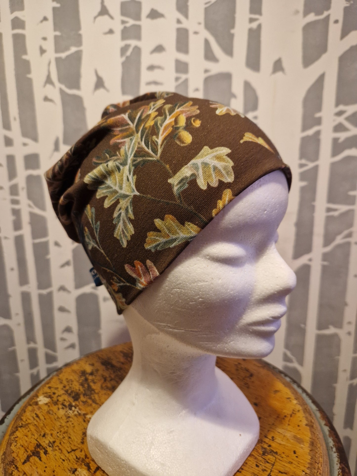 Beanie Bonnet Birds and leafs